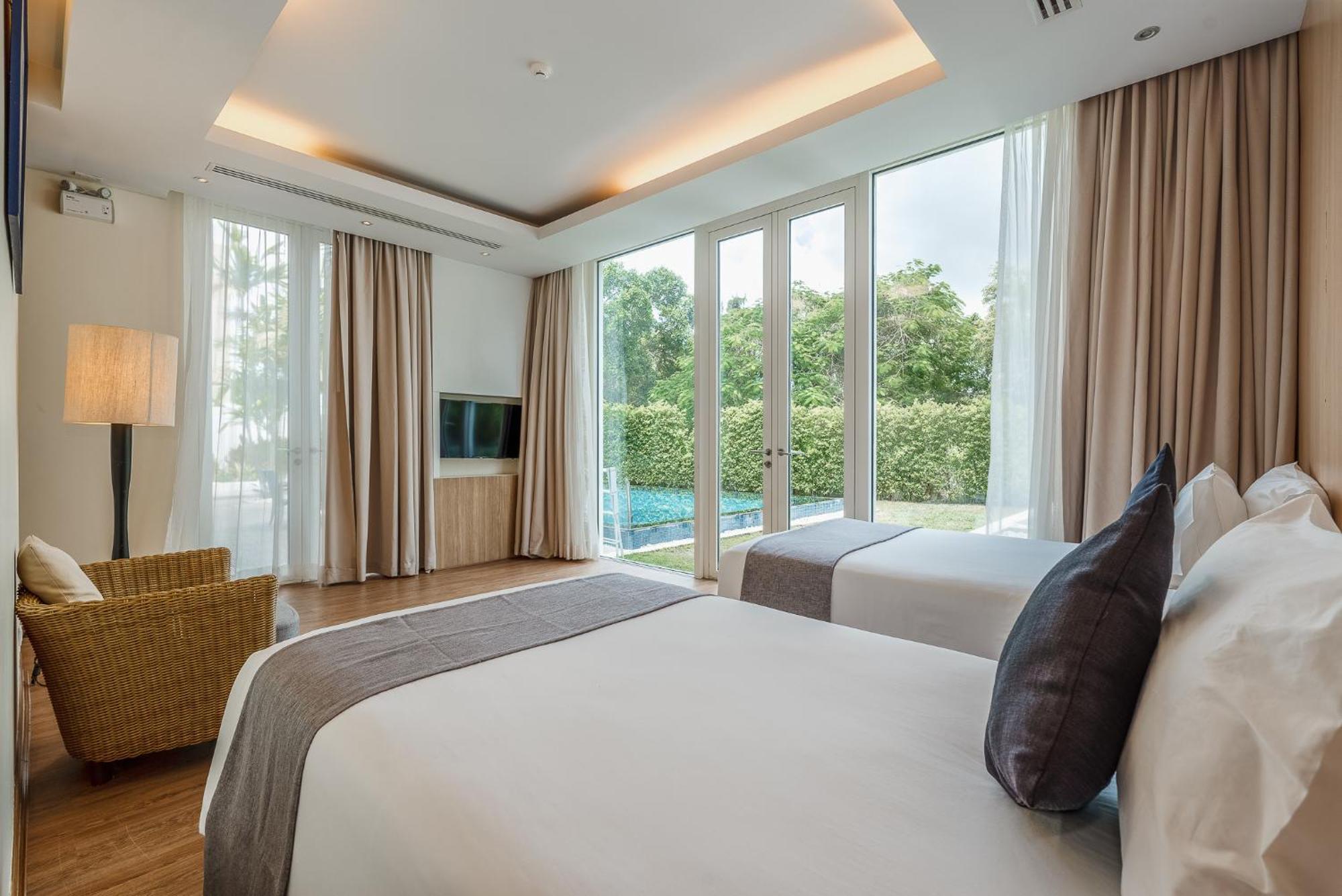 Splash Beach Resort, Maikhao Phuket - Sha Extra Plus Παραλία Μάι Κάο Εξωτερικό φωτογραφία Deluxe Pool Access