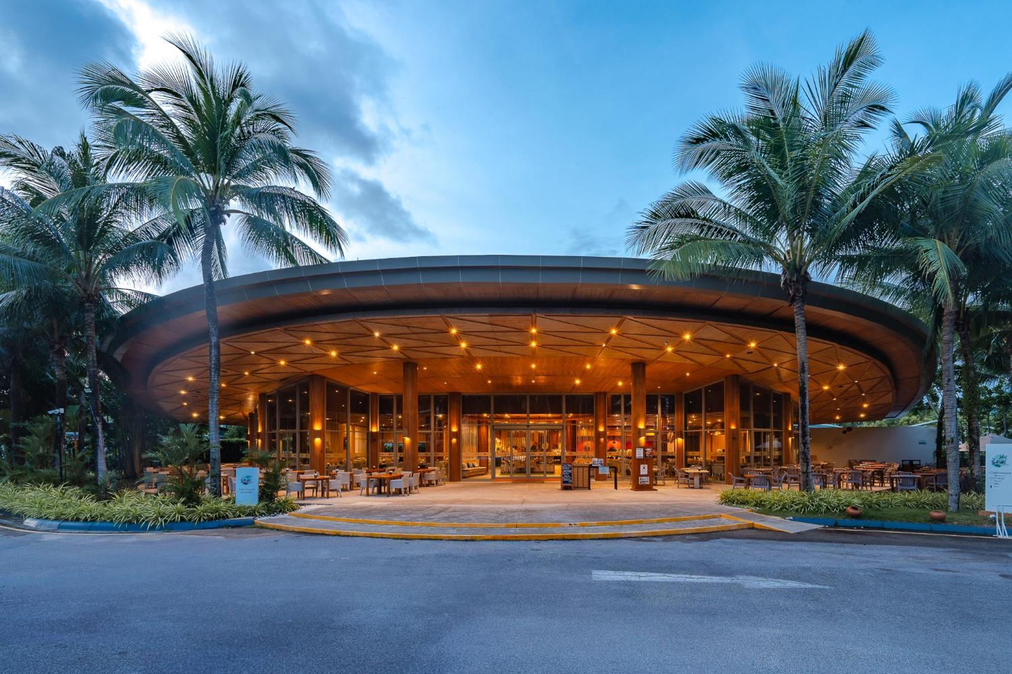 Splash Beach Resort, Maikhao Phuket - Sha Extra Plus Παραλία Μάι Κάο Εξωτερικό φωτογραφία The lobby of the resort